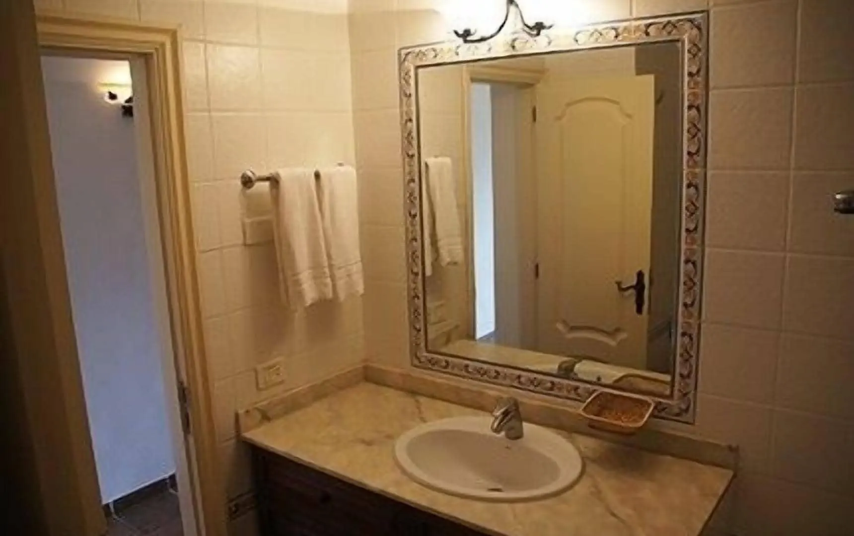 Playa De Los Roques Apartamentos Лос-Реалехос