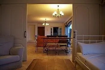 Playa De Los Roques Apartamentos Лос-Реалехос